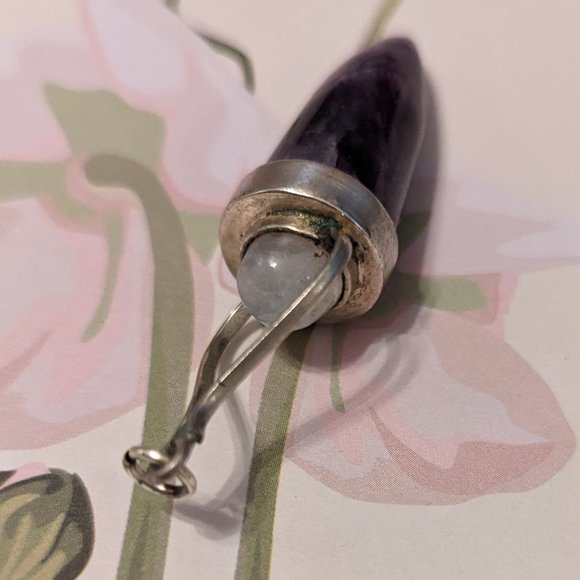 Amethyst with small Quarts Crystals - Picture 2 of 3